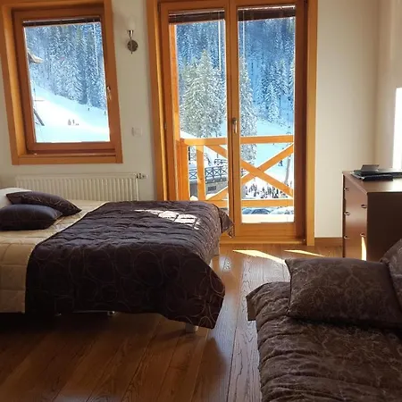 Apartment 151 U U Aparthotelu Vucko - Private Host